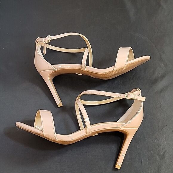 BRAND NEW THALIA SOLID DARRIN SCRAPPY SANDALS WOMEN'S SHOES - Picture 11 of 16